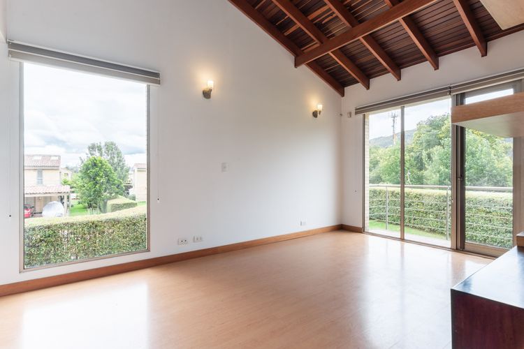 Casa de 4 alcobas en arriendo en Guaymaral, Bogotá, 293 m² · foto 20 de 20