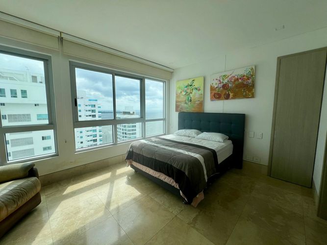 Apartamento de 3 alcobas en arriendo en Castillogrande, Cartagena, 338 m² · foto 11 de 19
