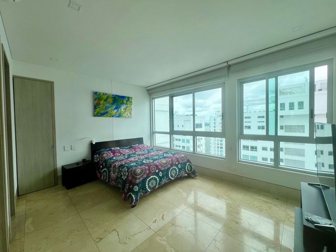 Apartamento de 3 alcobas en arriendo en Castillogrande, Cartagena, 338 m² · foto 12 de 19