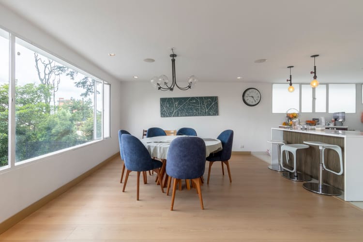 Apartamento de 3 alcobas en venta en El Refugio, Bogotá, 230 m² · foto 5 de 20