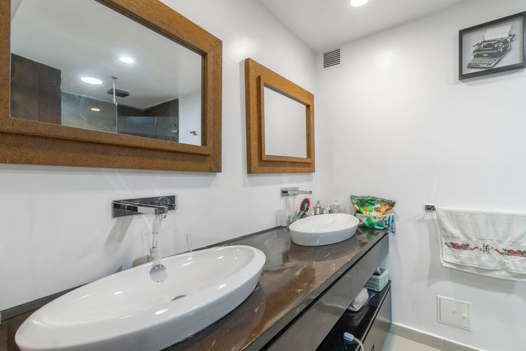 Apartamento de 3 alcobas en venta en El Refugio, Bogotá, 230 m² · foto 9 de 20