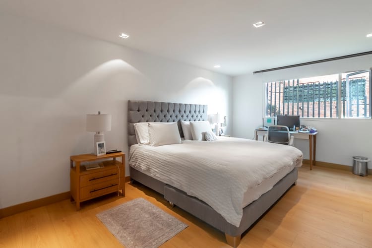 Apartamento de 3 alcobas en venta en El Refugio, Bogotá, 230 m² · foto 15 de 20