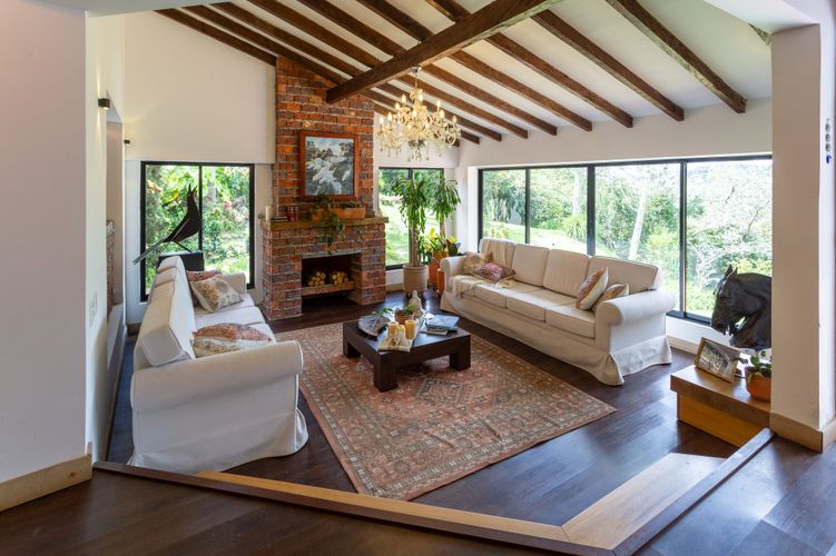 Casa de 6 alcobas en venta en Don Diego, El Retiro, 746 m² · foto 2 de 20