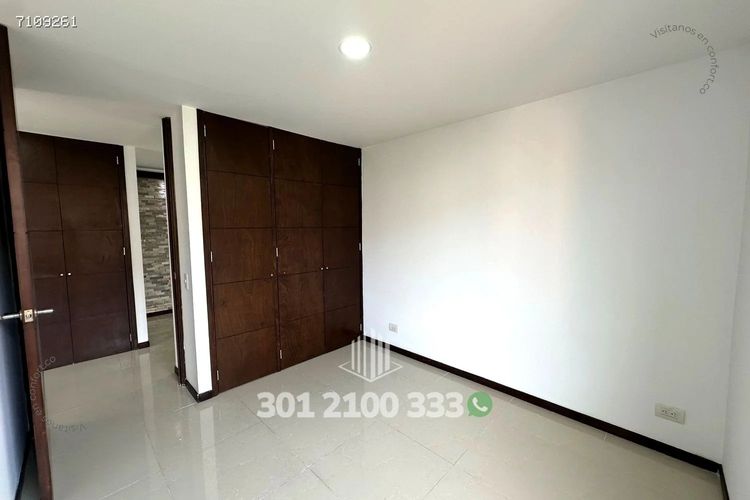 Apartamento de 3 alcobas en arriendo en Los Balsos, Medellín, 117 m² · foto 12 de 24