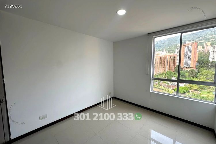 Apartamento de 3 alcobas en arriendo en Los Balsos, Medellín, 117 m² · foto 11 de 24
