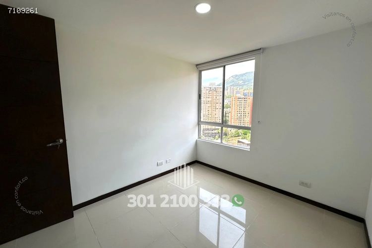 Apartamento de 3 alcobas en arriendo en Los Balsos, Medellín, 117 m² · foto 15 de 24