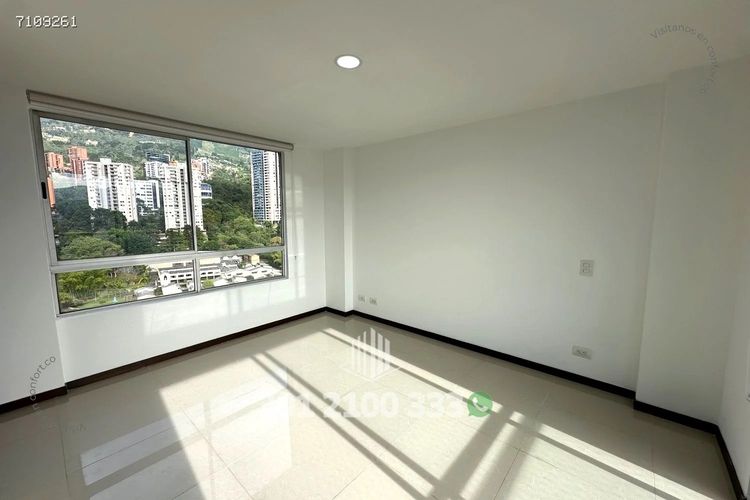 Apartamento de 3 alcobas en arriendo en Los Balsos, Medellín, 117 m² · foto 19 de 24