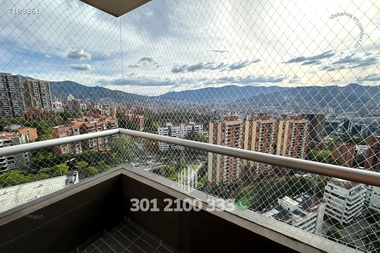 Apartamento de 3 alcobas en arriendo en Los Balsos, Medellín, 117 m² · foto 23 de 24