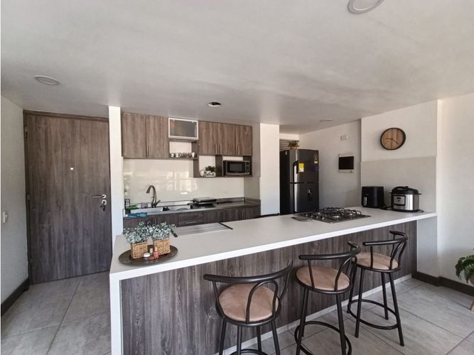 Apartamento de 3 alcobas en venta en El Chingui, Envigado, 130 m² · foto 4 de 22