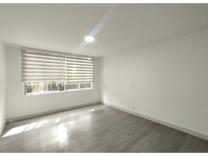 Apartamento de 4 alcobas en venta en Patio Bonito, Medellín, 153 m² · foto 5 de 19