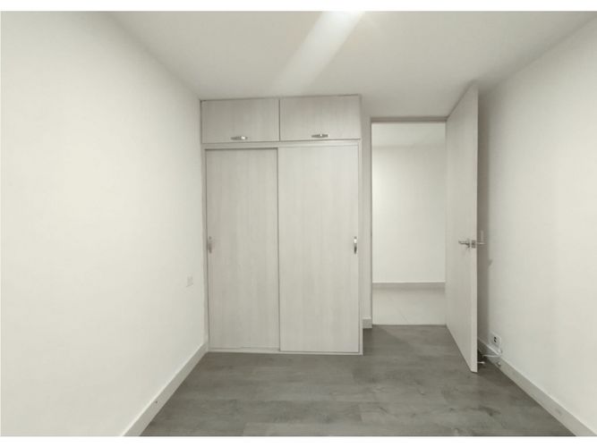 Apartamento de 4 alcobas en venta en Patio Bonito, Medellín, 153 m² · foto 6 de 19