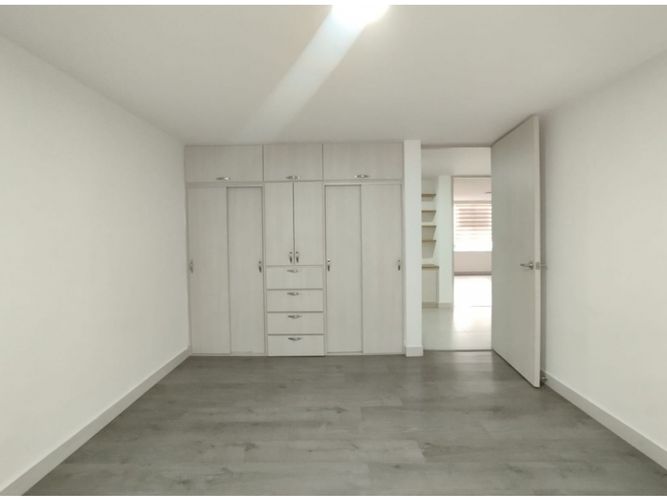 Apartamento de 4 alcobas en venta en Patio Bonito, Medellín, 153 m² · foto 9 de 19