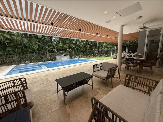 Casa de 3 alcobas en venta en Pance, Cali, 302 m² · foto 19 de 24