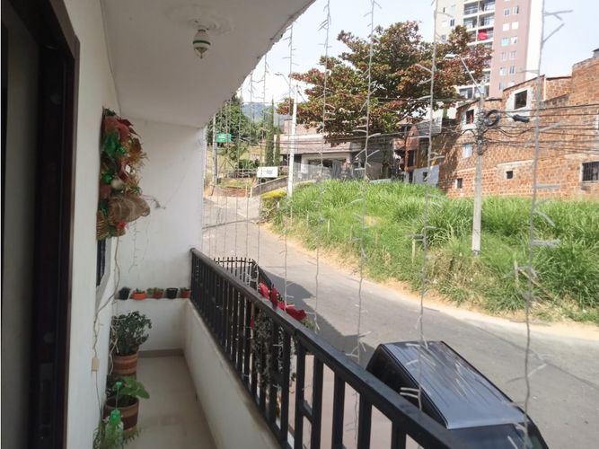 Casa de 3 alcobas en venta en El Rosario, Bello, 117 m² · foto 11 de 11
