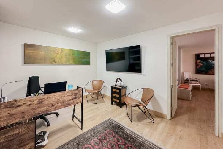 Apartamento de 3 alcobas en venta en Chico Norte, Bogotá, 230 m² · foto 11 de 23