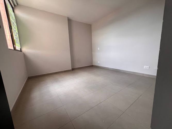 Apartamento de 2 alcobas en arriendo en Loma De Los Gonzalez, Medellín, 80 m² · foto 11 de 13