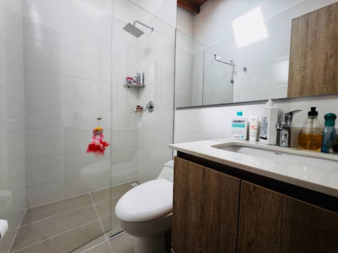 Casa de 4 alcobas en venta en La Ceja, 137 m² · foto 12 de 17