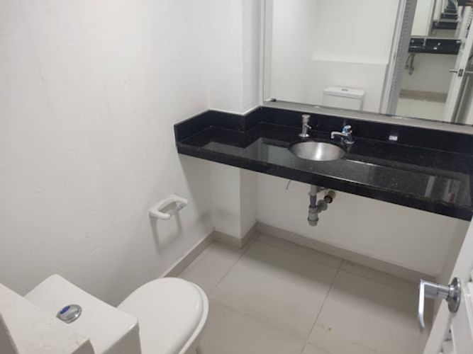 Oficina en arriendo en Llano Grande, Rionegro, 160 m² · foto 18 de 19