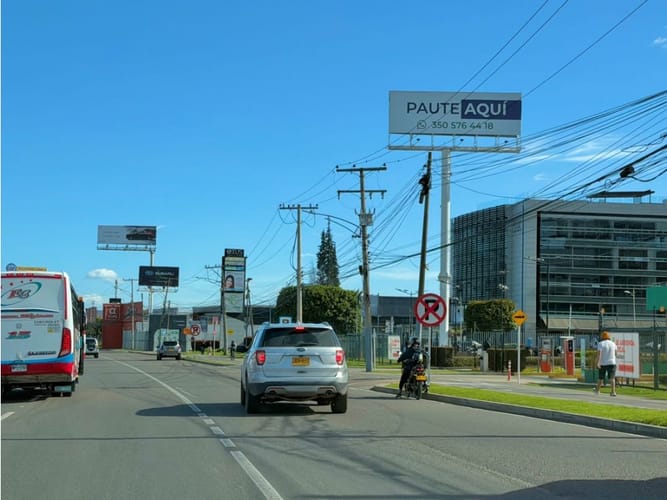 Oficina en arriendo en Hacienda Fontanar, Chía, 57 m² · foto 2 de 12