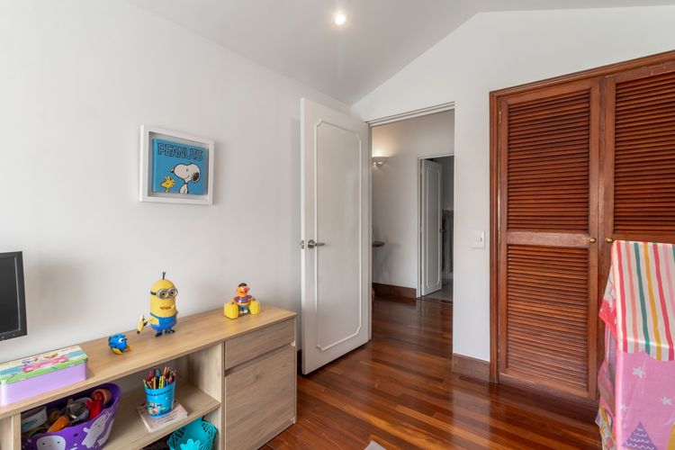 Casa de 4 alcobas en venta en El Recreo De Los Frailes, Bogotá, 300 m² · foto 14 de 20