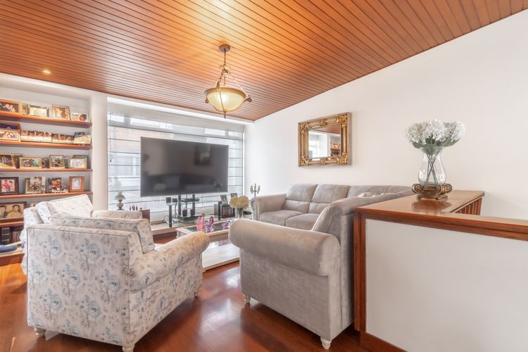 Casa de 4 alcobas en venta en Pasadena, Bogotá, 344 m² · foto 15 de 19