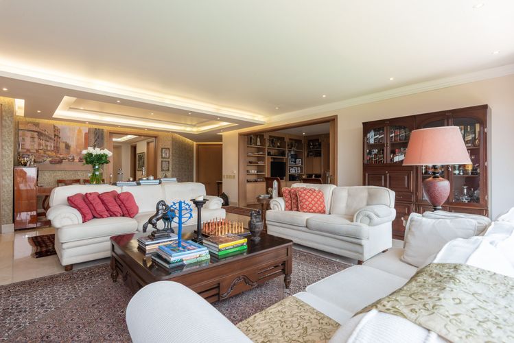 Apartamento de 4 alcobas en venta en Santa Barbara Alta, Bogotá, 404 m² · foto 3 de 20