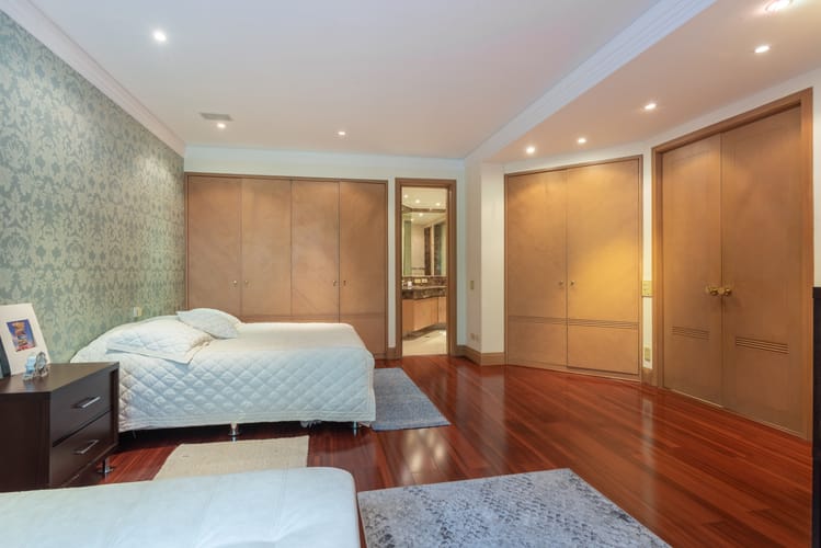 Apartamento de 4 alcobas en venta en Santa Barbara Alta, Bogotá, 404 m² · foto 19 de 20