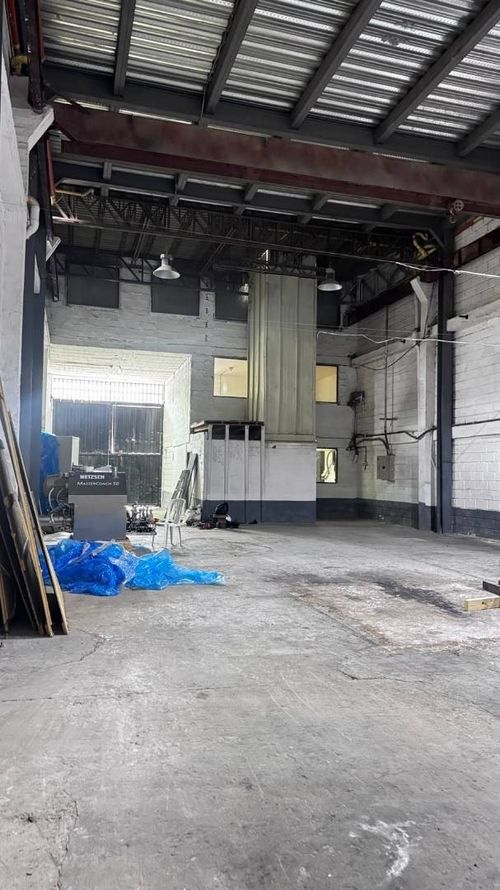 Bodega en arriendo en El Poblado, Medellín, 250 m² · foto 3 de 7