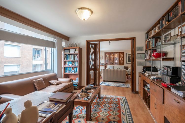 Apartamento de 3 alcobas en venta en Chico Norte, Bogotá, 202 m² · foto 8 de 20