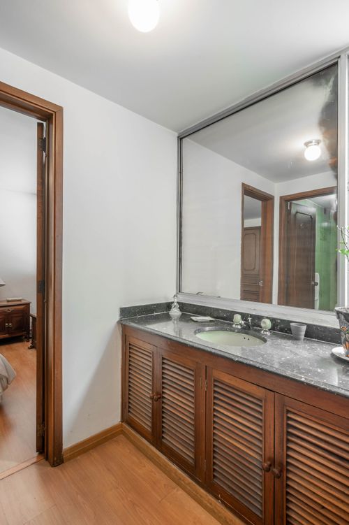 Apartamento de 3 alcobas en venta en Chico Norte, Bogotá, 202 m² · foto 20 de 20