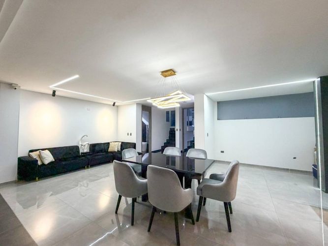 Casa de 3 alcobas en venta en Lagos Del Cacique, Bucaramanga, 218 m² · foto 6 de 19