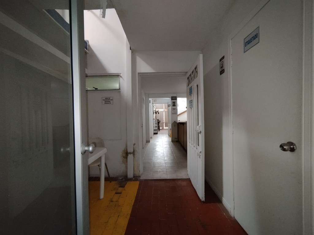Casa en venta en Castilla, Bogotá · foto 3 de 24