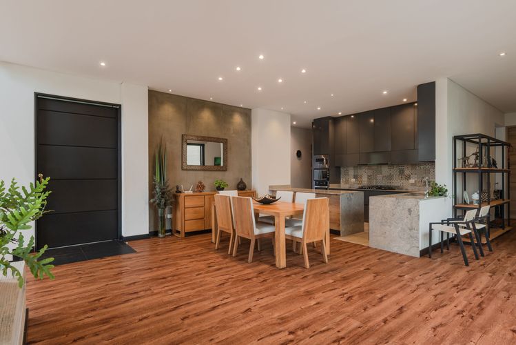 Casa de 3 alcobas en venta en Loma Del Escobero, Envigado, 450 m² · foto 5 de 17