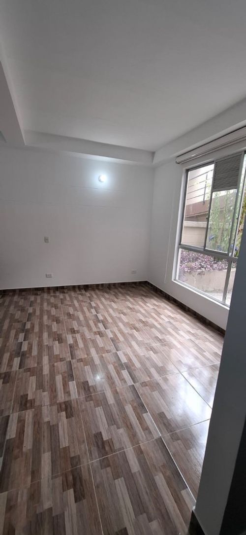 Apartaestudio en venta en Las Cruces, Bogotá, 29 m² · foto 2 de 15