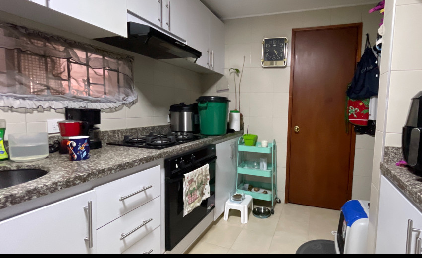 Apartamento en venta en San Antonio Norte, Bogotá · foto 13 de 18