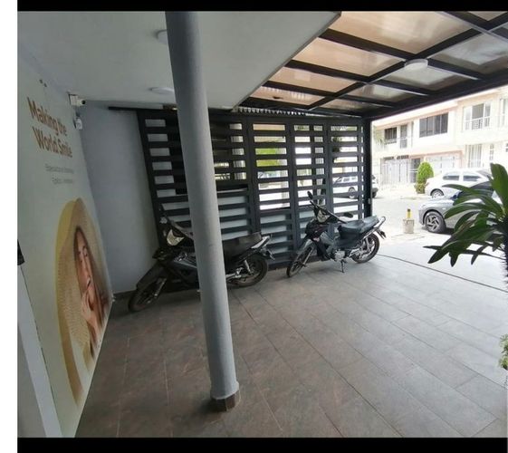 Edificio en venta en Caney, Cali, 860 m² · foto 3 de 12