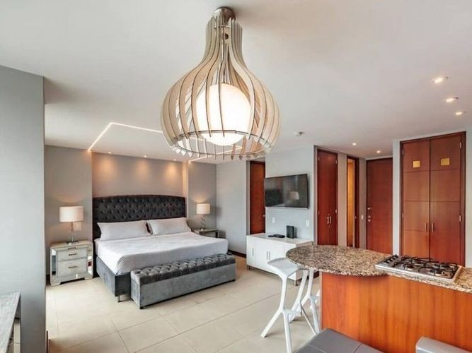 Apartamento de 1 alcoba en venta en El Poblado, Medellín, 37 m² · foto 2 de 10