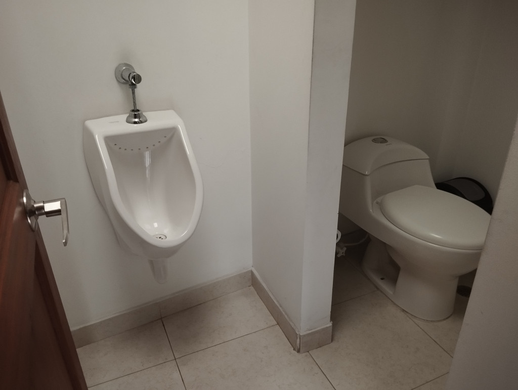 Casa en venta en Quinta Camacho, Bogotá · foto 14 de 24