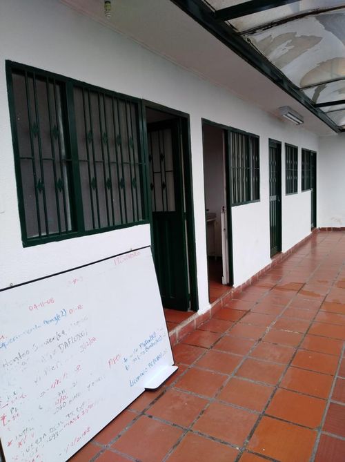 Casa de 10 alcobas en venta en Centro, Funza, 439 m² · foto 2 de 24