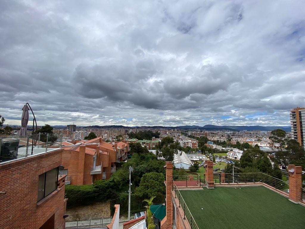Apartamento en venta en Bosque De Pinos, Bogotá · foto 8 de 24