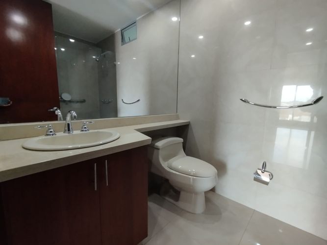 Apartamento de 3 alcobas en venta en Santa Barbara Oriental, Bogotá, 299 m² · foto 24 de 24