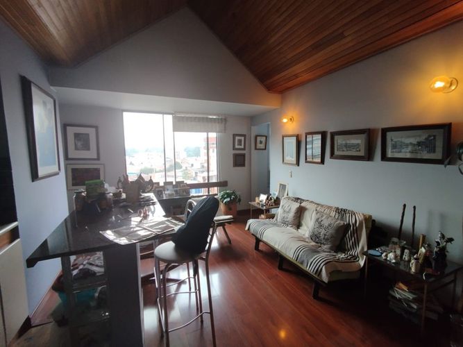 Apartaestudio en venta en Santa Teresita, Bogotá, 48 m² · foto 2 de 18