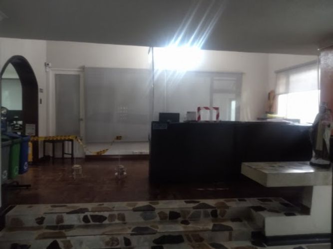Casa de 5 alcobas en arriendo en Estoril, Bogotá, 350 m² · foto 2 de 10