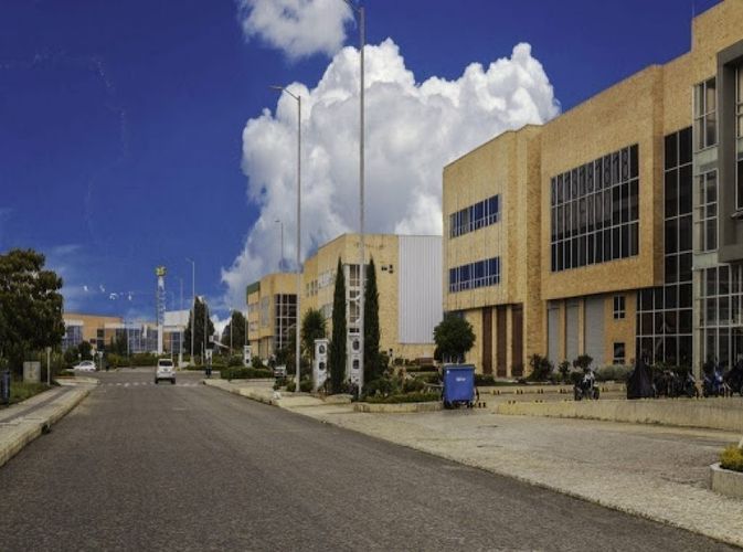 Lote en venta en Alcala, Madrid, 35390 m² · foto 3 de 7