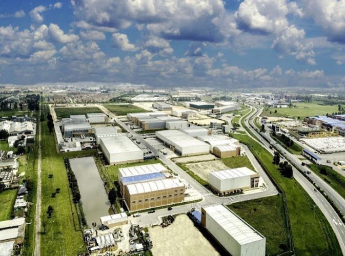 Lote en venta en Alcala, Madrid, 35390 m² · foto 5 de 7