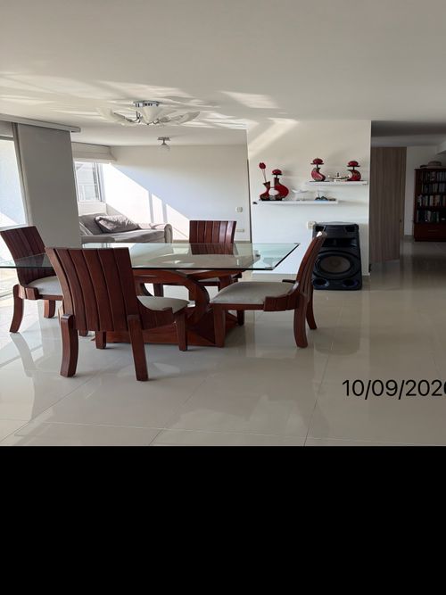 Apartamento de 2 alcobas en venta en Capriani, Cali, 90 m² · foto 2 de 20
