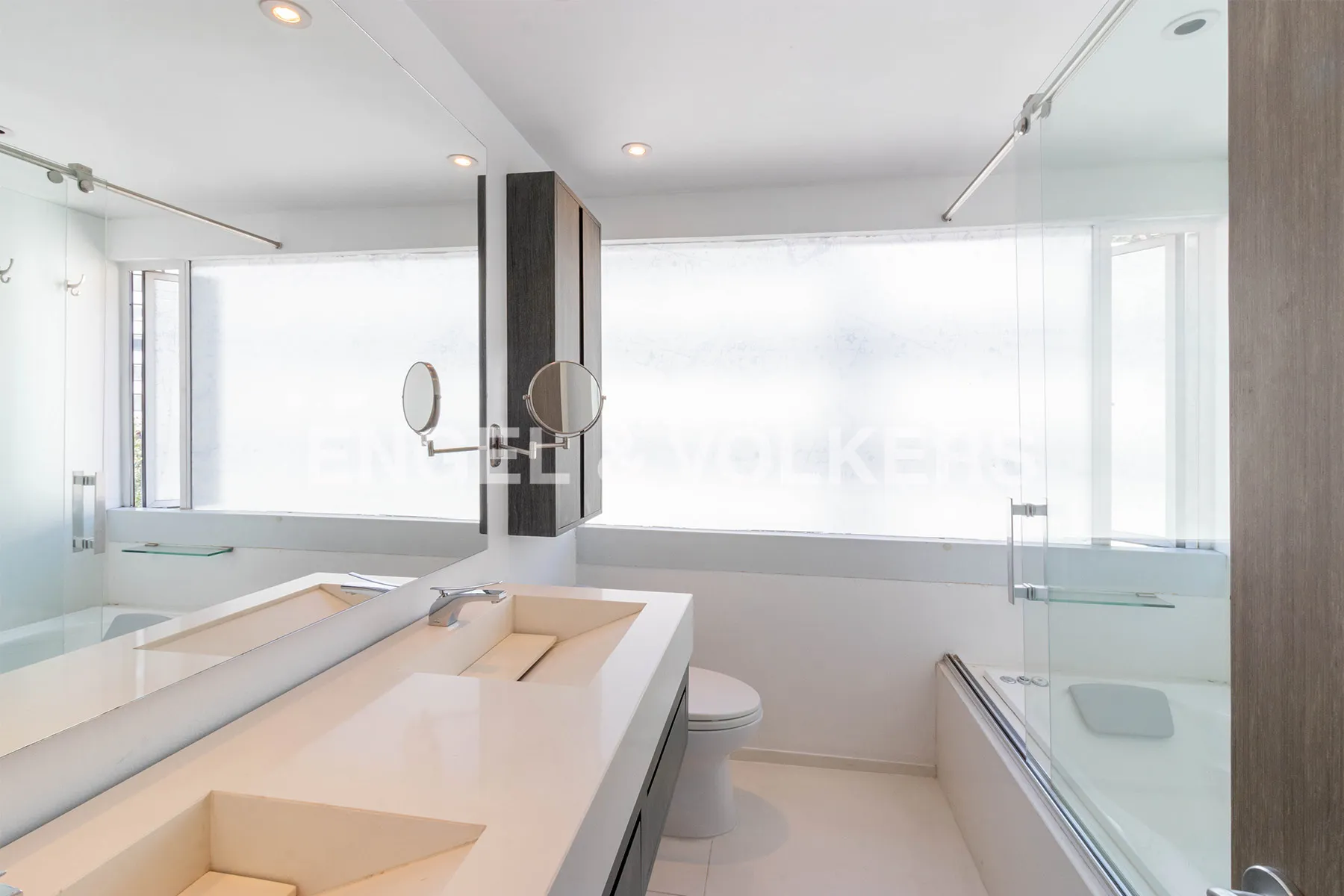 Apartamento en venta en Los Rosales, Bogotá · foto 14 de 18