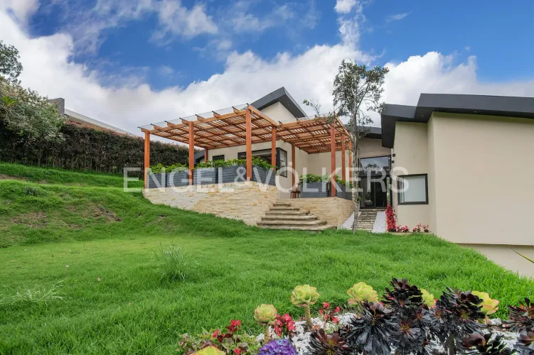 Casa de 4 alcobas en venta en La Violeta, Sopó, 364 m² · foto 16 de 22