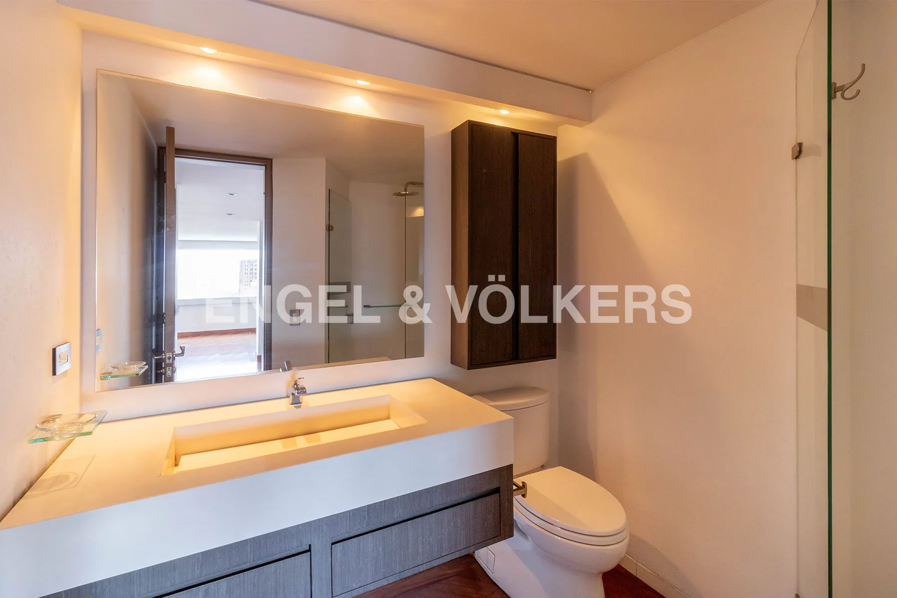 Apartamento en venta en Los Rosales, Bogotá · foto 8 de 18