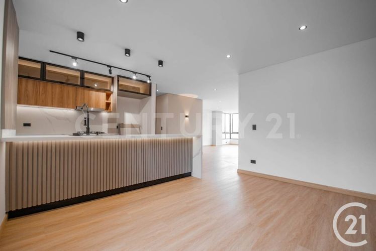 Apartamento en venta en El Campestre, Medellín · foto 2 de 22